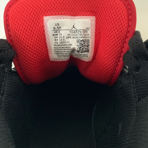 Nike Air Jordan 1 Mid Bred Toe - Picture 6 of 8